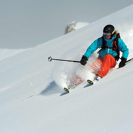 Hilton Garden Inn Davos Bagian luar foto