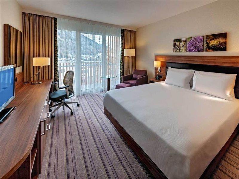 Hilton Garden Inn Davos Bagian luar foto