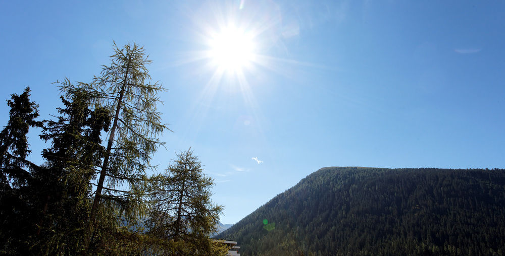 Hilton Garden Inn Davos Bagian luar foto