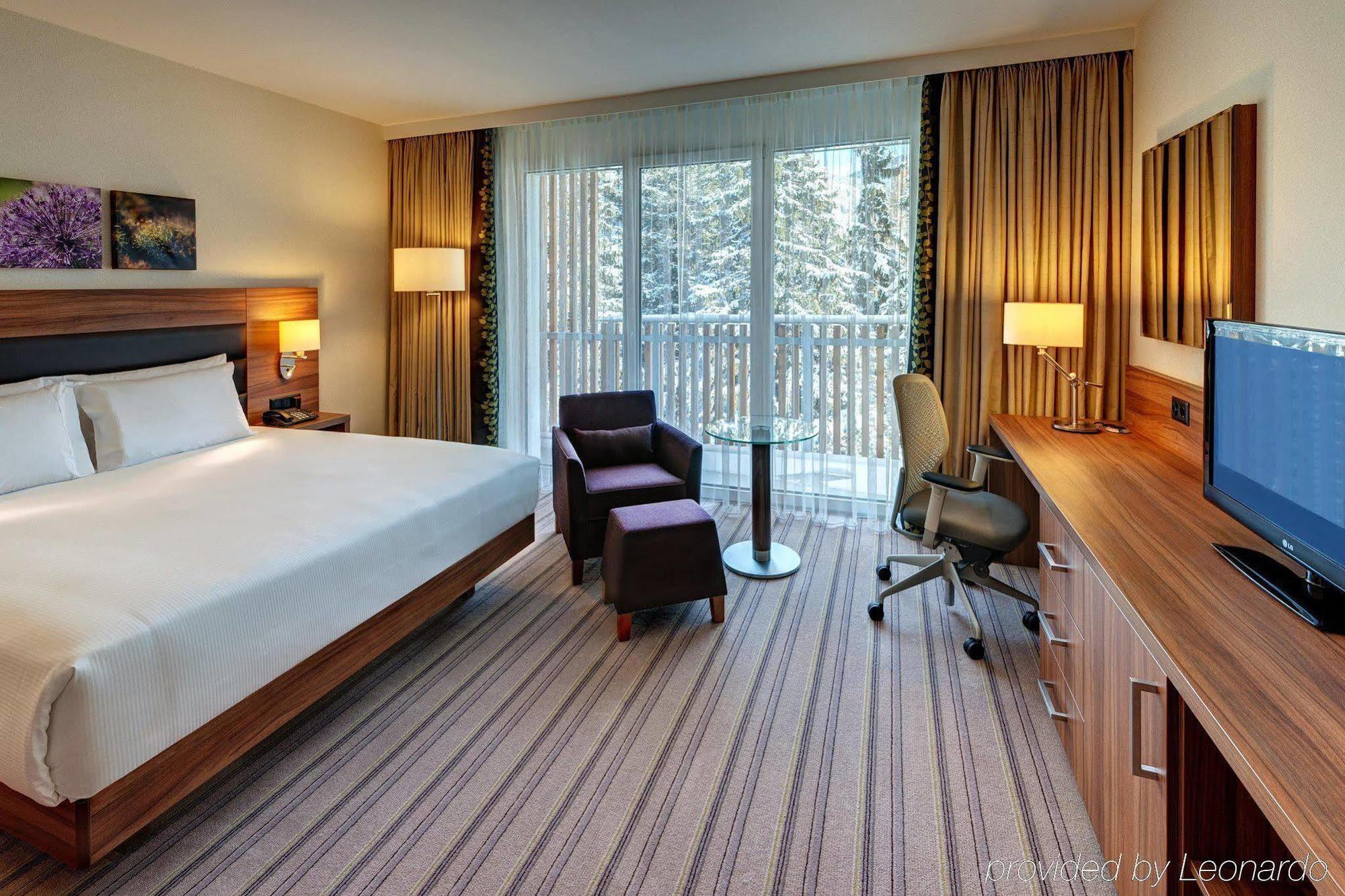 Hilton Garden Inn Davos Bagian luar foto