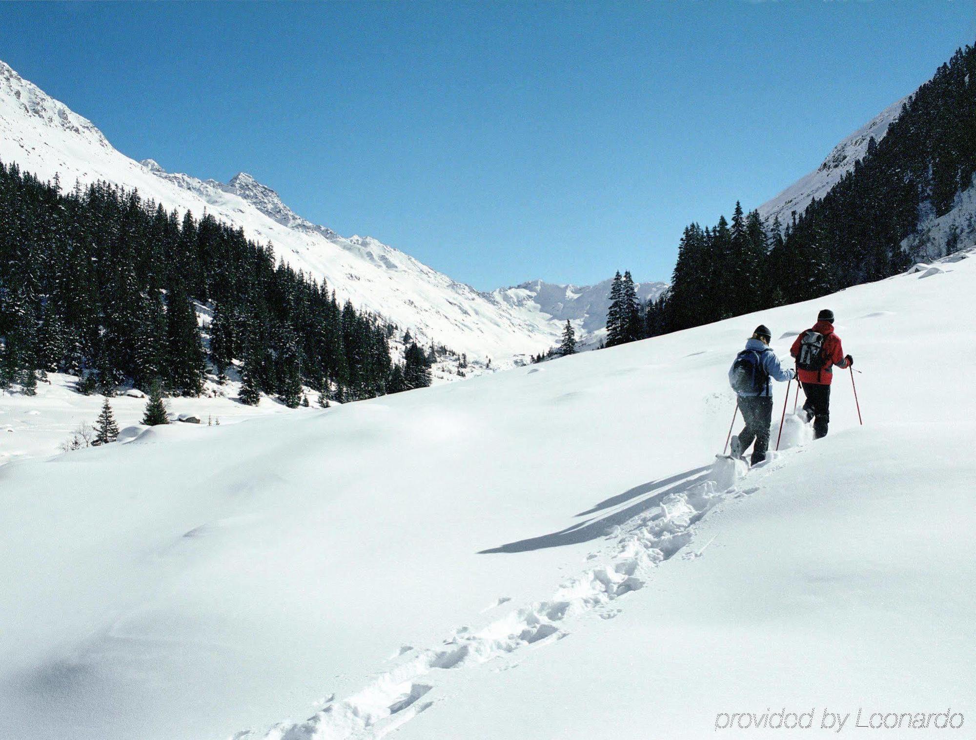 Hilton Garden Inn Davos Bagian luar foto