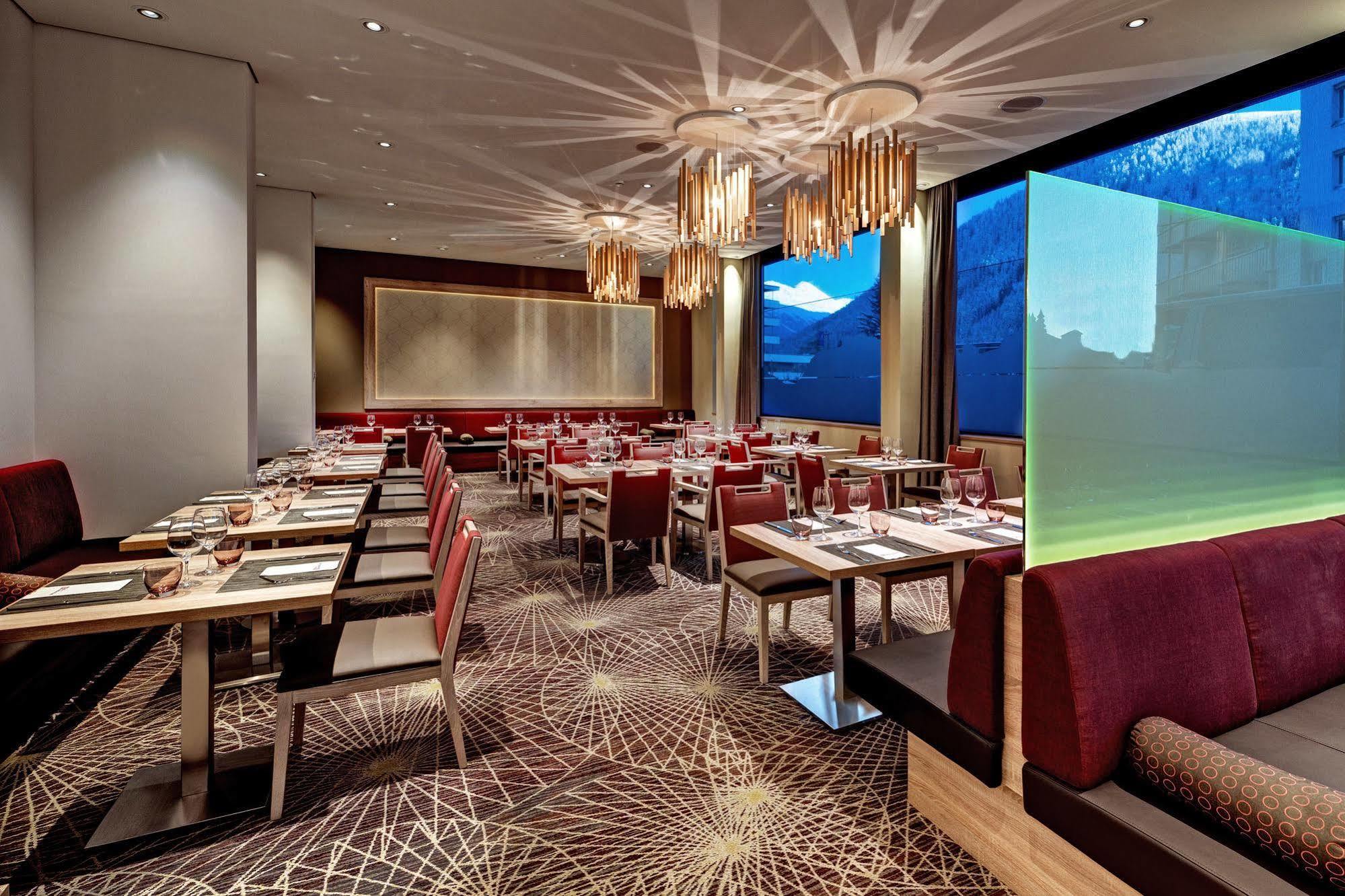 Hilton Garden Inn Davos Bagian luar foto